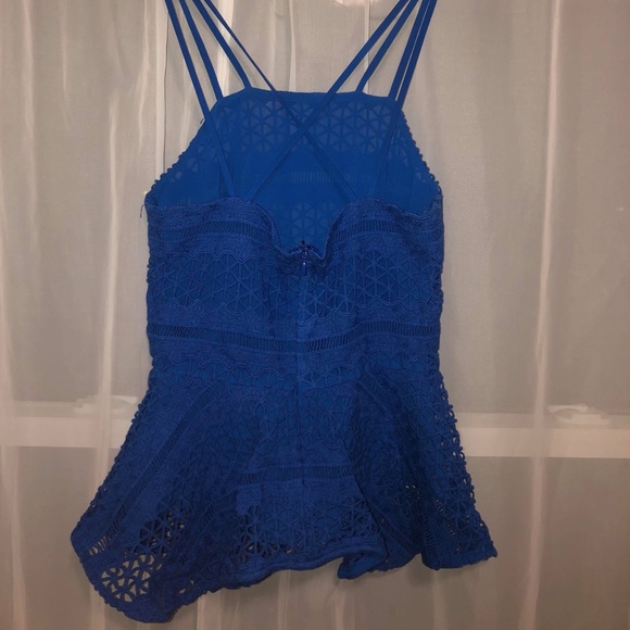 Female top - Picture 3 of 5